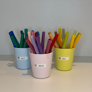 BarnEtiketter på pennburkar för niimbot